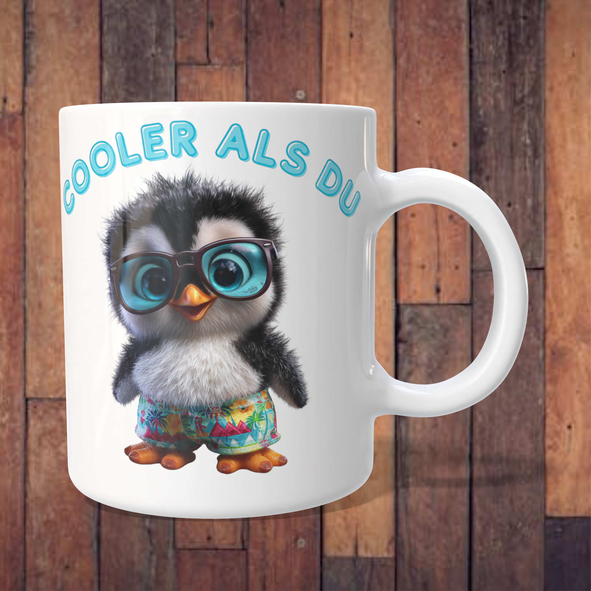 Tasse „Cooler als du“ mit Pinguin in Shorts – 312 ml